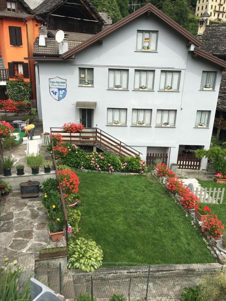 Casa Vacanza PIZZO CAMINO Calasca-Castiglione Exterior foto