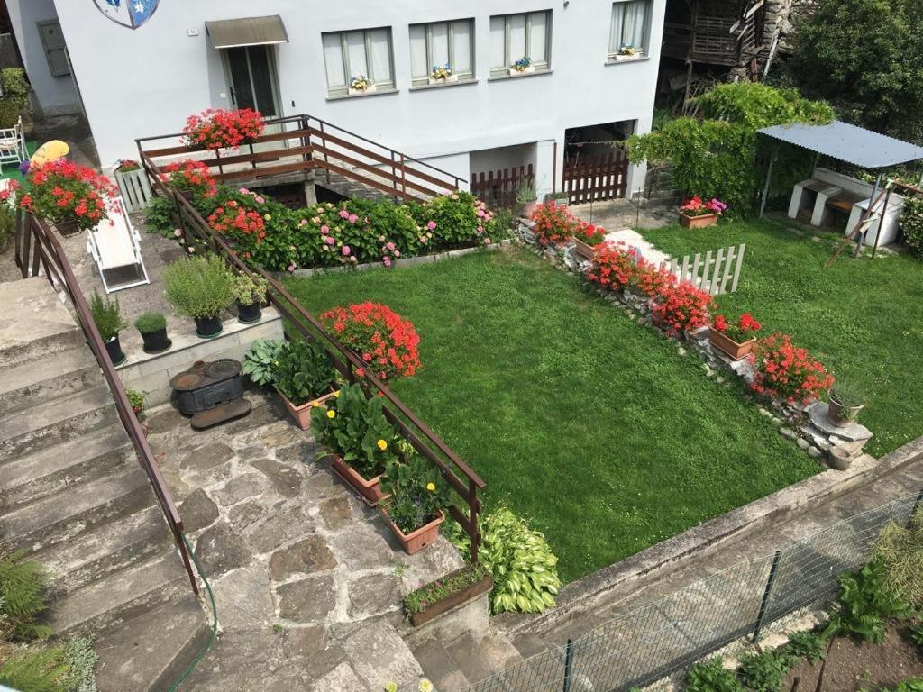 Casa Vacanza PIZZO CAMINO Calasca-Castiglione Exterior foto